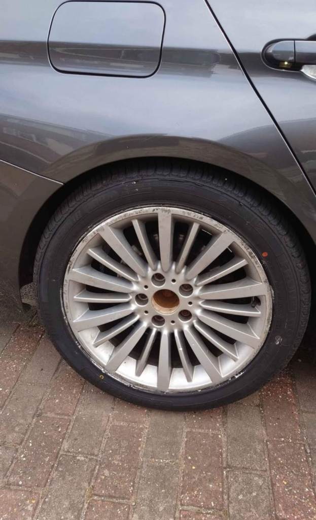 BMW 18 inch alloy wheels 