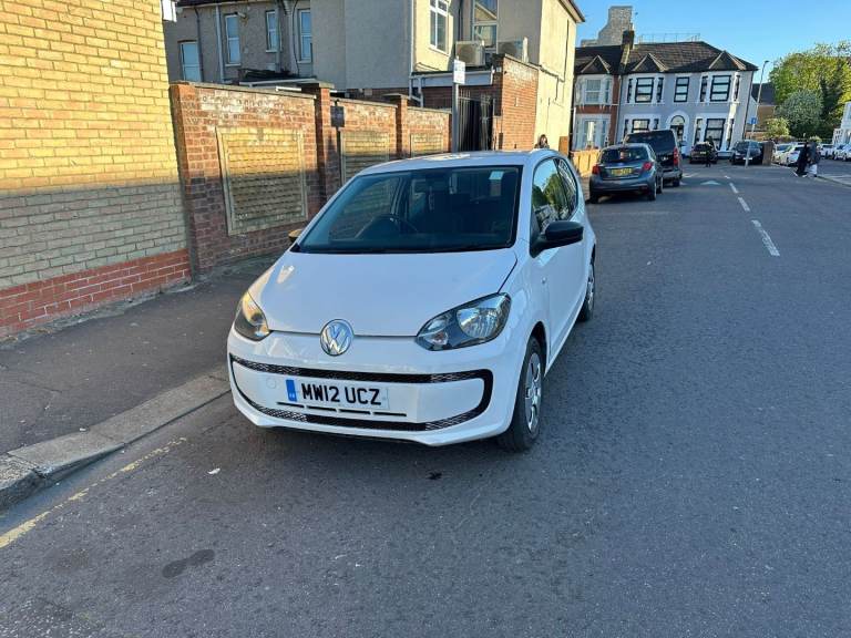 Volkswagen, UP, Hatchback, 2012, Manual, 999 (cc), 3 doors