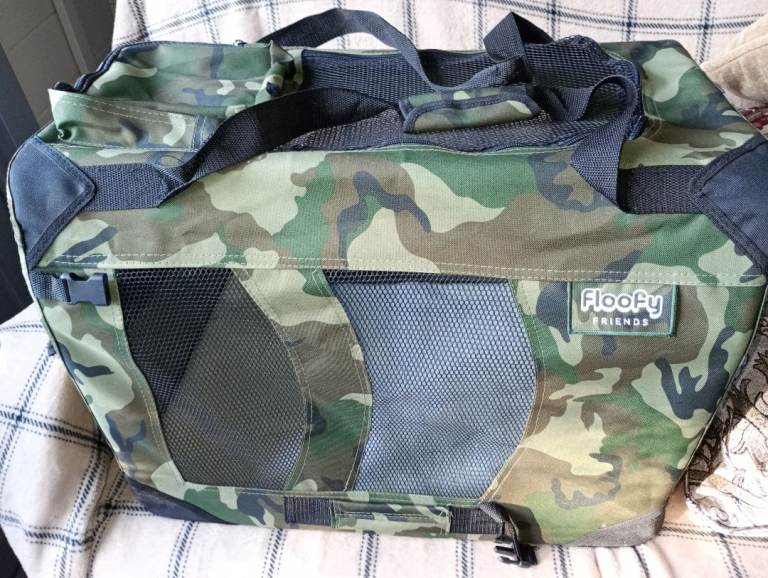 PET CARRIER 