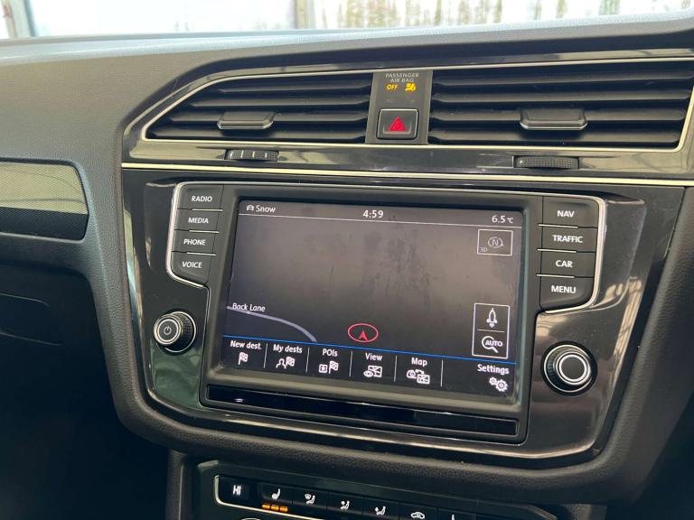 2017 Volkswagen Tiguan 2.0 TDi 150 4Motion SEL 5dr DSG ESTATE DIESEL Automatic