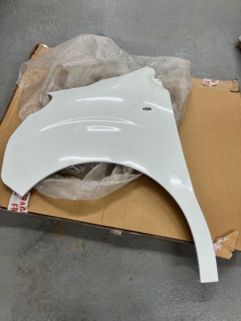Vauxhall vivaro wing and door