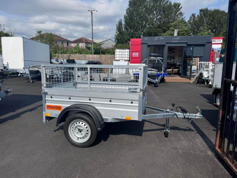 BRAND NEW 5FT X 4FT SINGLE AXLE TIPPING TRAILER WITH 40CM MESH