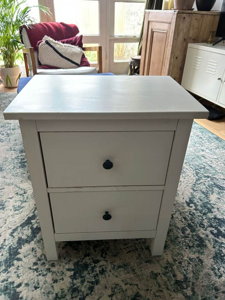 3 CHEST OF DRAWERS SET (2 SMALL, 1 LARGE)