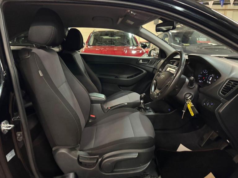 2018 Hyundai i20 1.2 Premium Nav 3dr COUPE PETROL Manual
