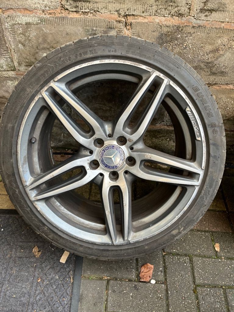 X1 genuine mercedes e class w213 rear alloy wheel 9jx19h2 et49