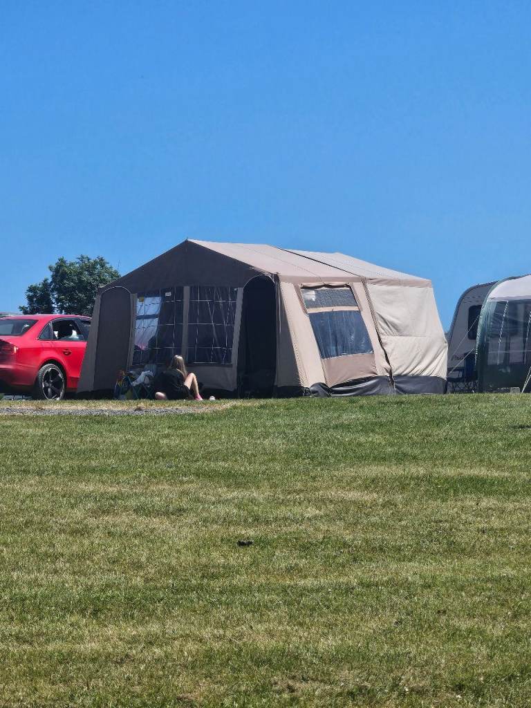 Trailer tent 