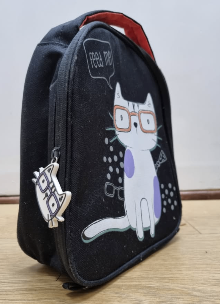 Good - Black and white - Lunch Bag 28cm x 20cm - Feed Me - Cat