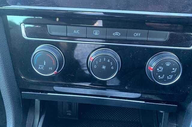 2018 Volkswagen Golf 2.0 TDI R-Line 5dr Hatchback Diesel Manual