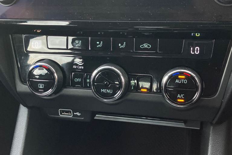 2019 Skoda Octavia 1.5 TSI SE Drive 5dr DSG Estate PETROL Automatic