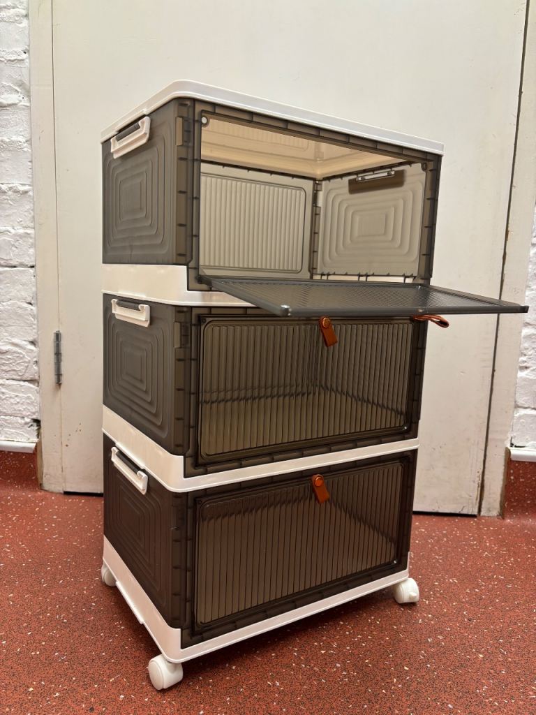 Collapsible Storage Unit with Wheels