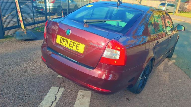 Skoda, OCTAVIA, Hatchback, 2011, Semi-Auto, 1798 (cc), 5 doors