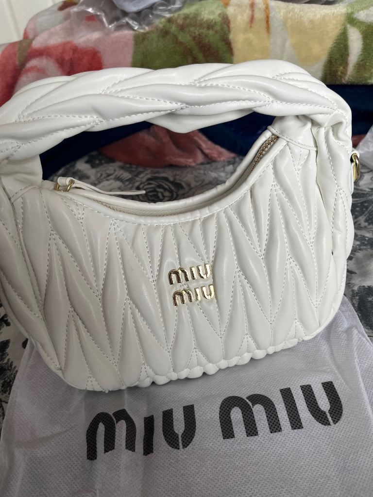 miu miu purse