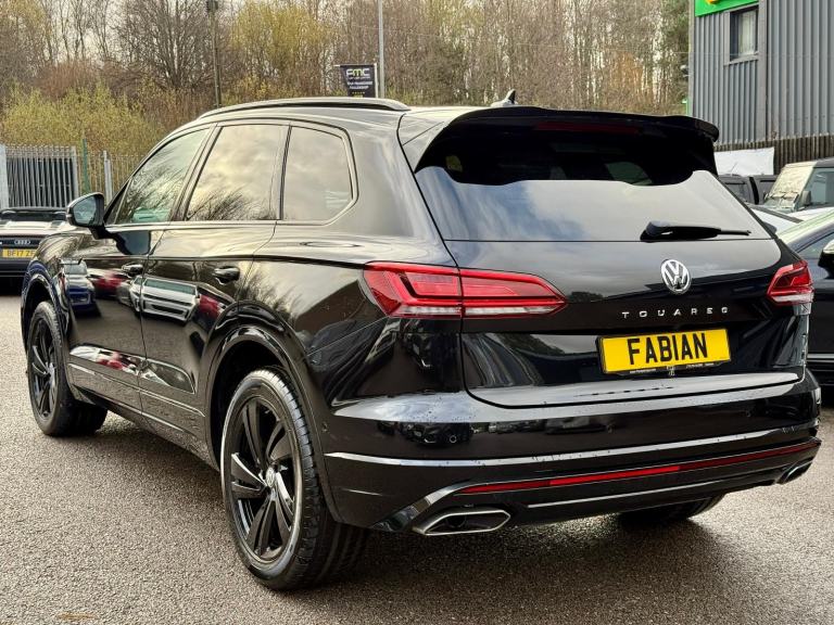 2019 Volkswagen Touareg 3.0 TDI V6 R-Line Tech 4Motion **Stunning Example**