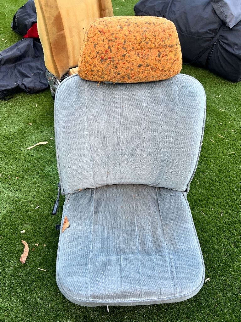 Pair classic mini front seats 