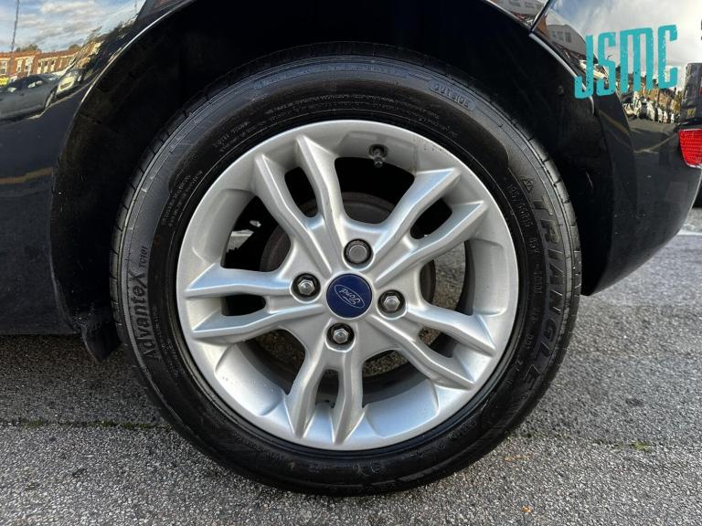 2015 Ford Fiesta 1.25 Zetec Hatchback 3dr Petrol Manual Euro 6 (82 ps) Hatchback Petrol Manual