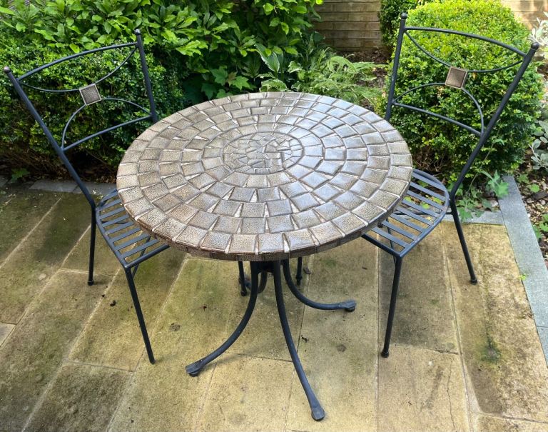 Table & 2 chairs - 3-Piece Garden Bistro Set