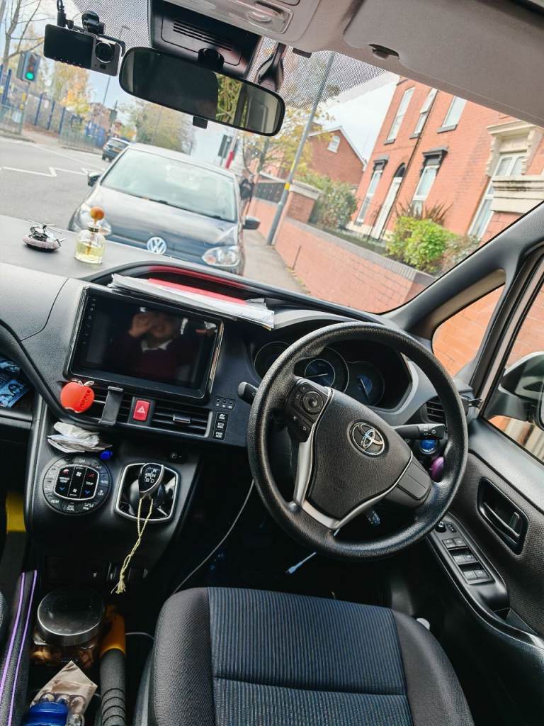 Toyota, NOAH VOXY HYBRID ZWR80 AU, 2019, 1800 (cc)