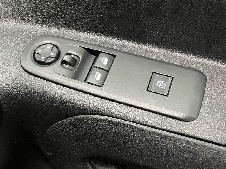 2020 Vauxhall Combo Life 1.5 Turbo D Energy XL 5dr [7 seat] Estate DIESEL Manual