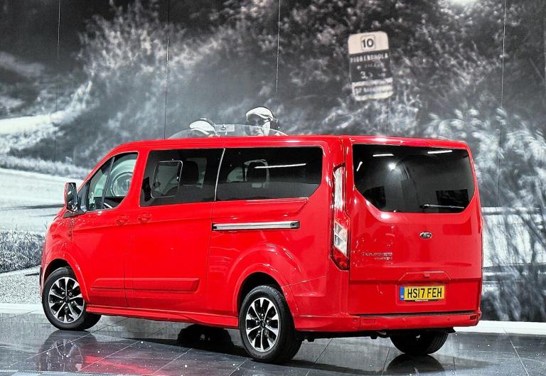 2017 Ford Tourneo Custom 2.0 290 EcoBlue Sport L2 Euro 6 (s/s) 5dr MPV Diesel Manual