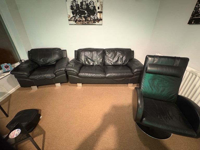 Black Leather Sofa and Armchairs Set – Used Condition