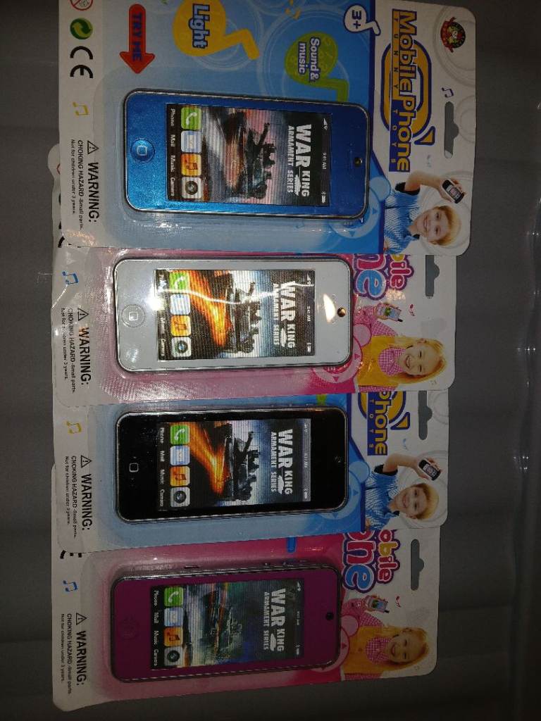 Kids play mobile phones 