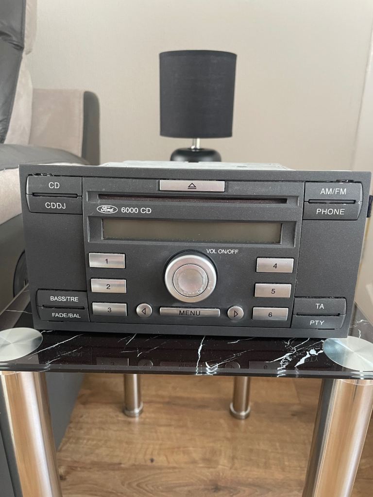 FORD RADIO / CD PLAYER