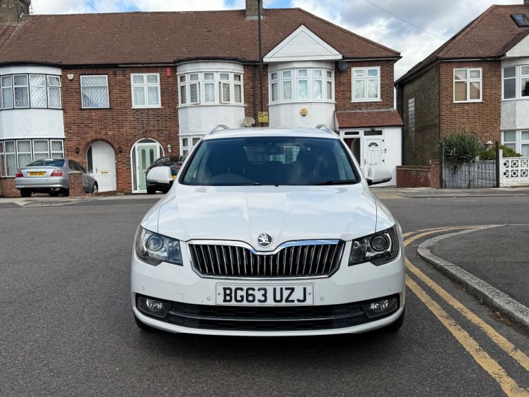 Skoda, SUPERB, Estate, 2013, Semi-Auto, 1968 (cc), 5 doors