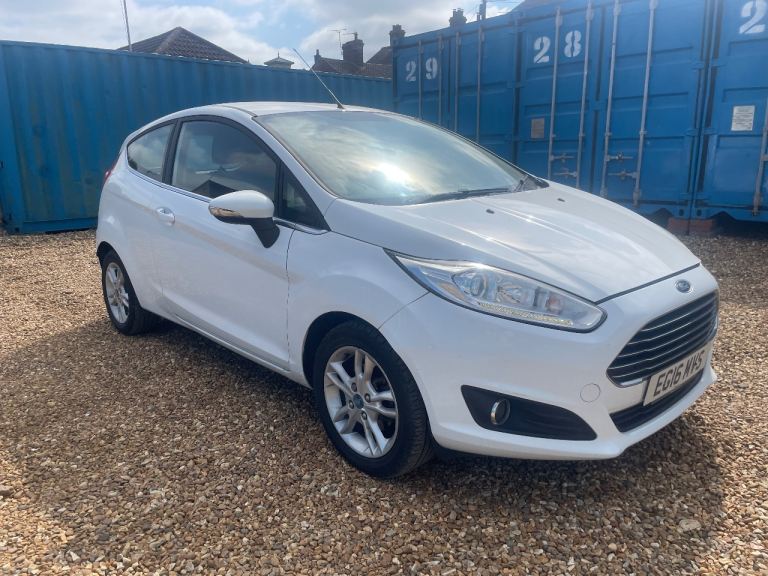 Ford, FIESTA, Hatchback, 2016, Manual, 1241 (cc), 3 doors