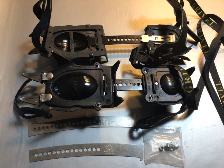 Crampons two pair