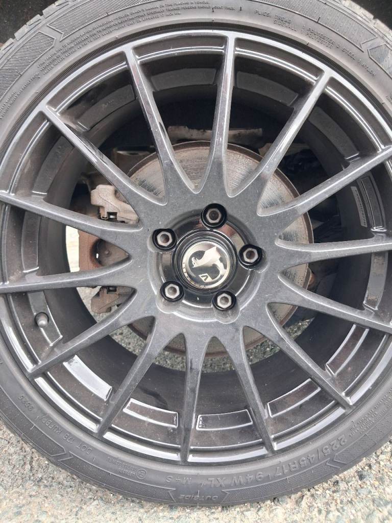 Vauxhall alloy wheels 