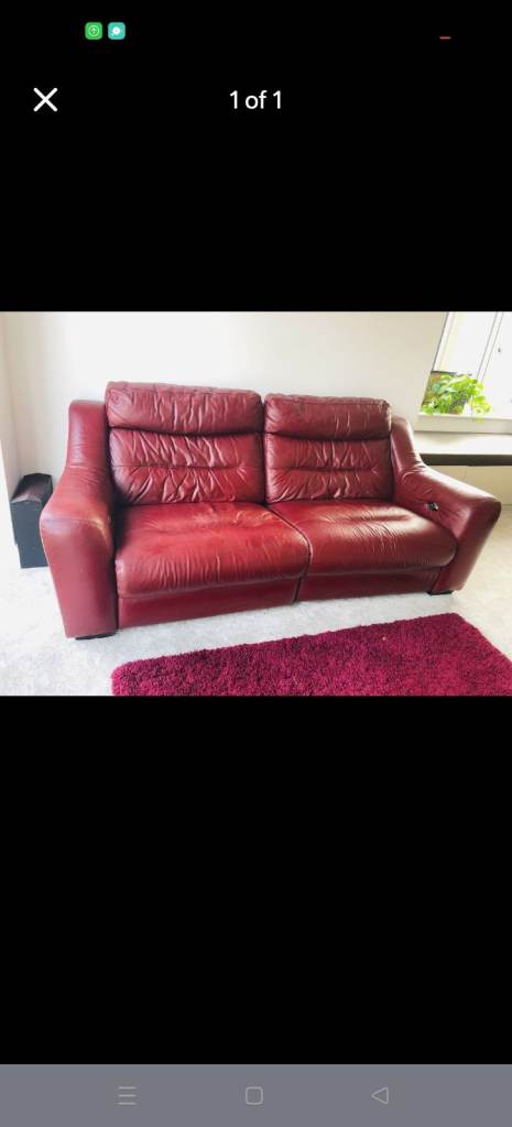 3 seater sofa - Electirc recliner working FREE