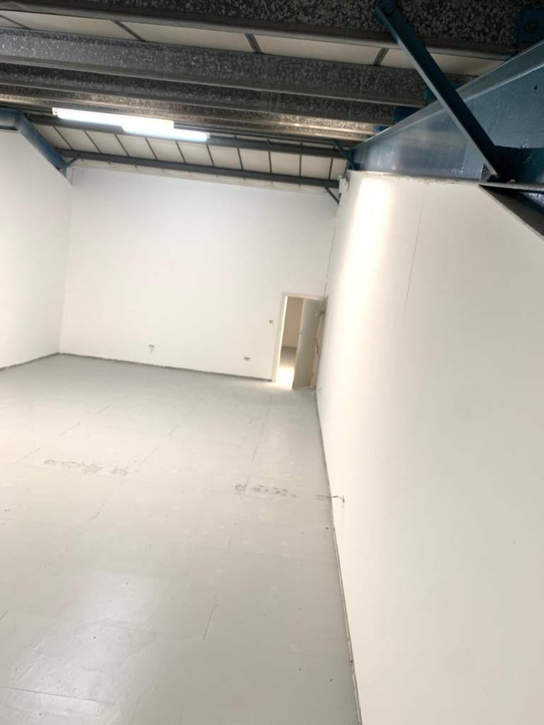 Multi-Purpose Office / Tuition / Creative Studio Space To Let – Cheetham Hill, Manchester | £125 PW