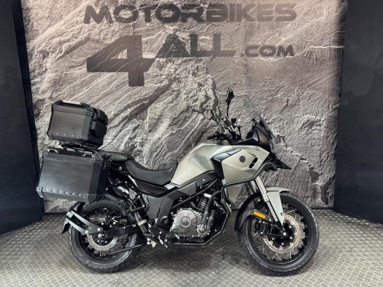 MUTT STRAVAIG 400 2024