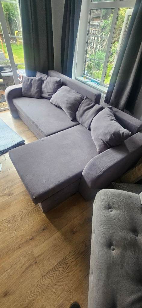 Free corner sofa