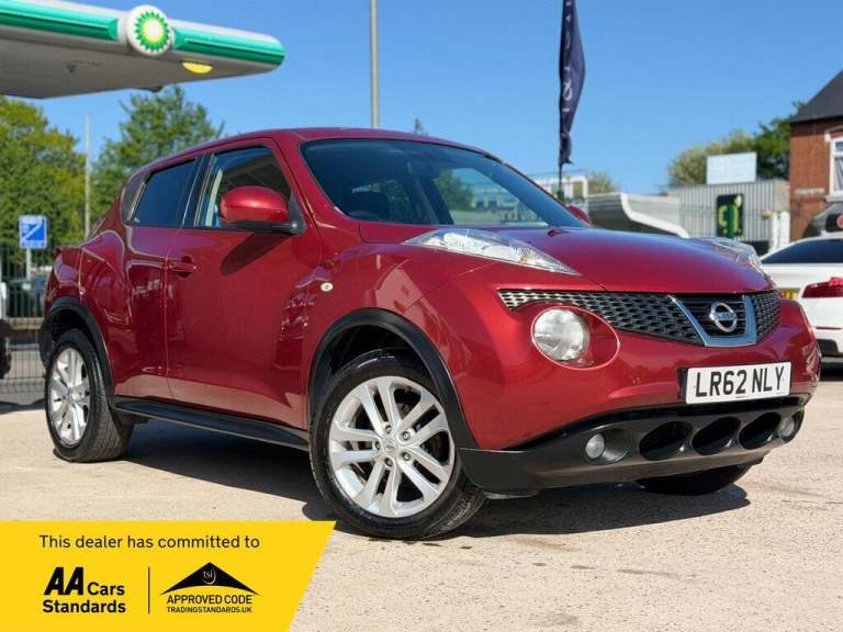  Nissan Juke 1.6 Acenta Premium SUV 5dr Petrol CVT Euro 5 (117 ps) Petrol Automatic