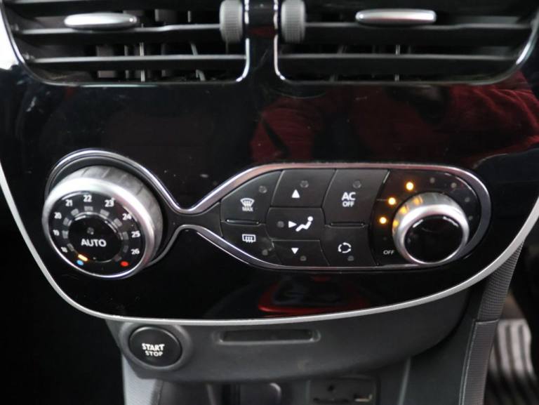 2015 Renault Clio 1.6T 16V Renaultsport Lux 200 5dr EDC HATCHBACK PETROL Automatic