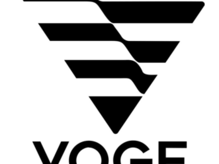 VOGE DS 900 X, 2025/25, JUST 3903 MILES IN BLUE WITH THREE BOX LUGGAGE