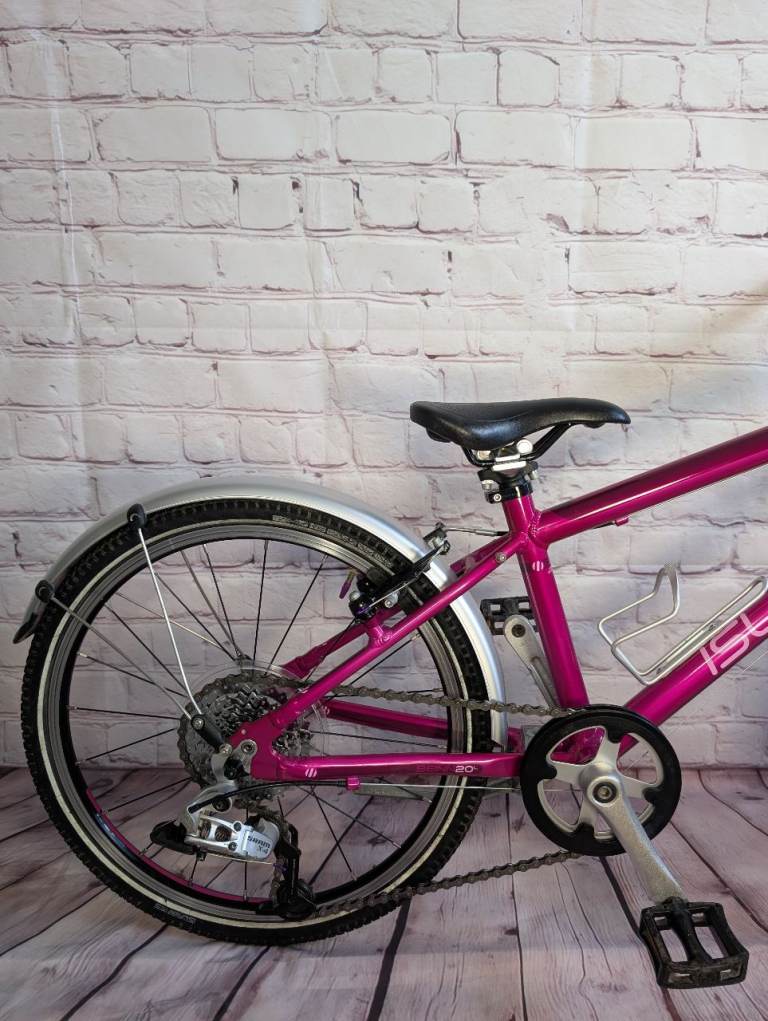 ISLABIKES BEINN 20 LARGE (6+) IN PERFECT CONDITION. COLLECTION NW LONDON OR BUCKS. ISLA BIKE