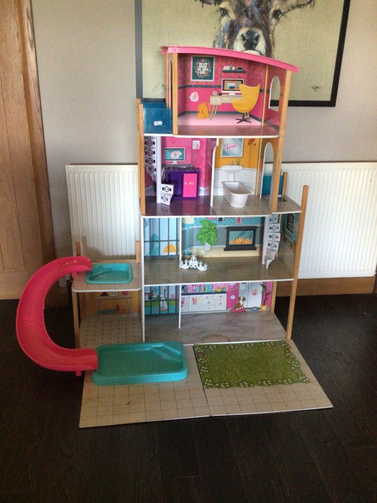 Jupiter Malibu Mansion Doll House