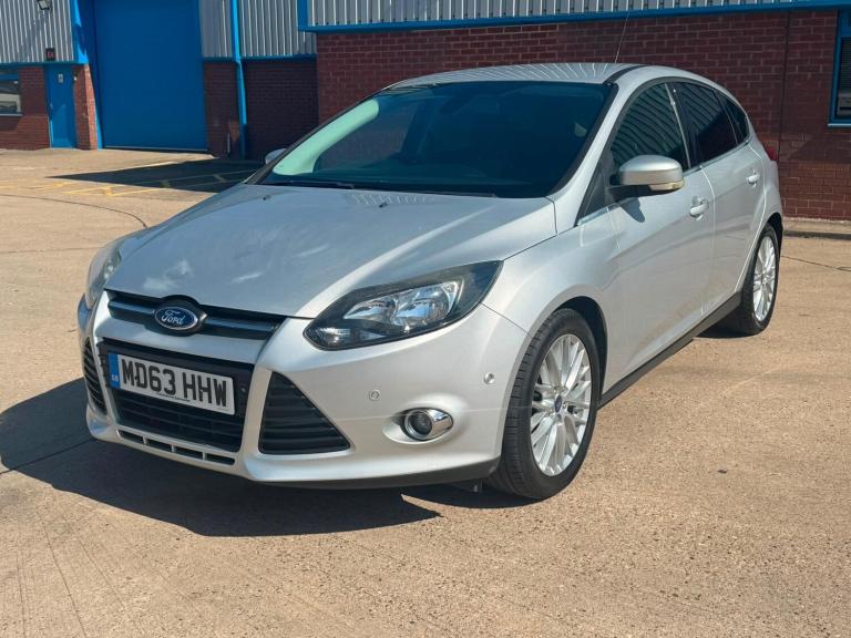 2014 Ford Focus 1.6 TDCi 115 Zetec Navigator 5dr HATCHBACK DIESEL Manual