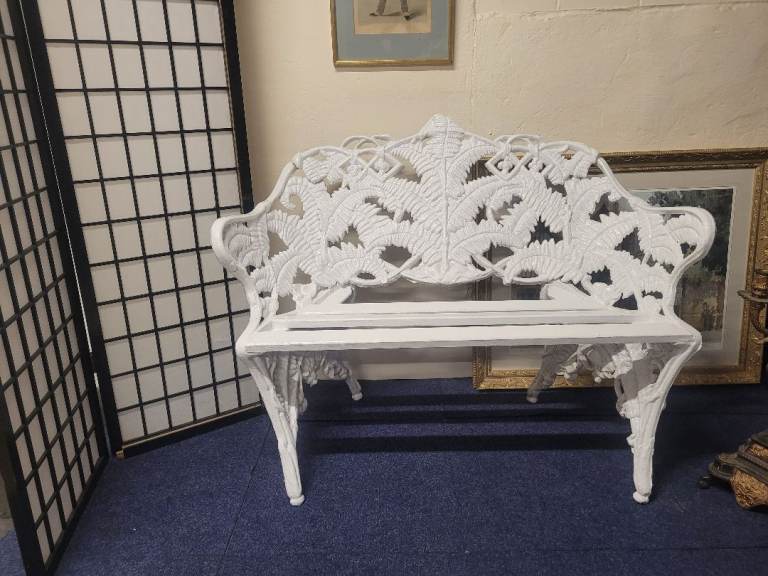 image for Stunning vintage 2 seater cast iron garden bench   