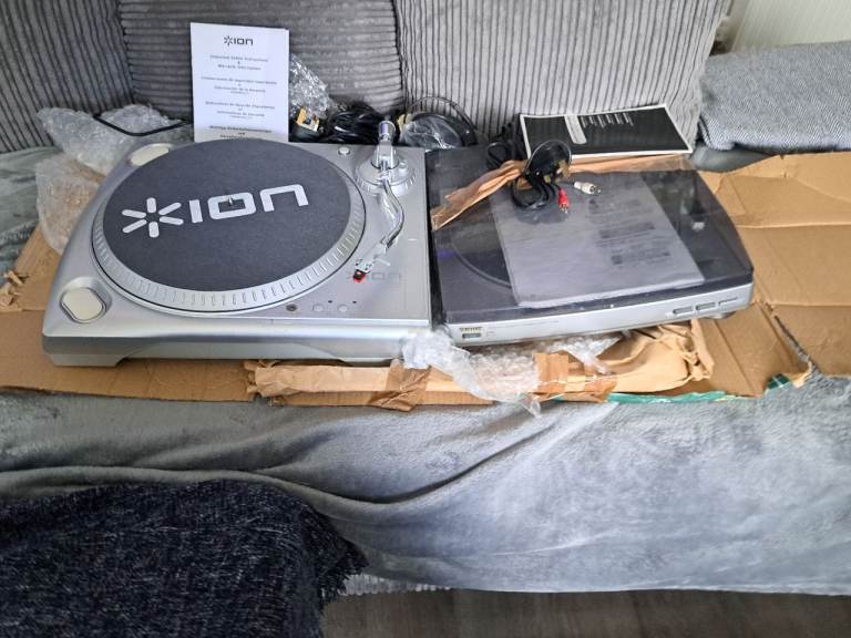 Turntables 