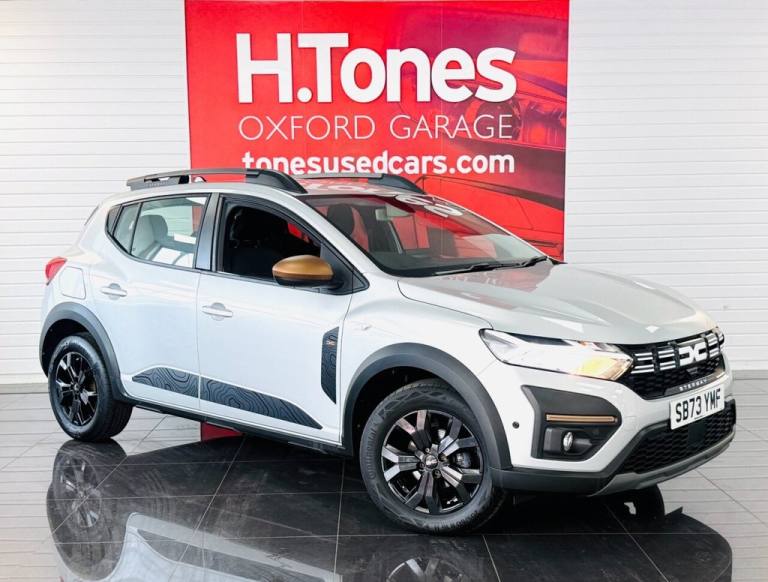 2023 Dacia Sandero Stepway 1.0 TCe EXTREME Hatchback 5dr Petrol Manual Euro 6 (s/s) (90 ps) Hatch...
