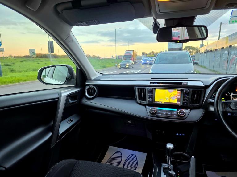 2017 Toyota RAV4 2.5 VVT-i Hybrid Business Ed Plus TSS 5dr CVT 2WD ESTATE Petrol/Electric Hybrid ...