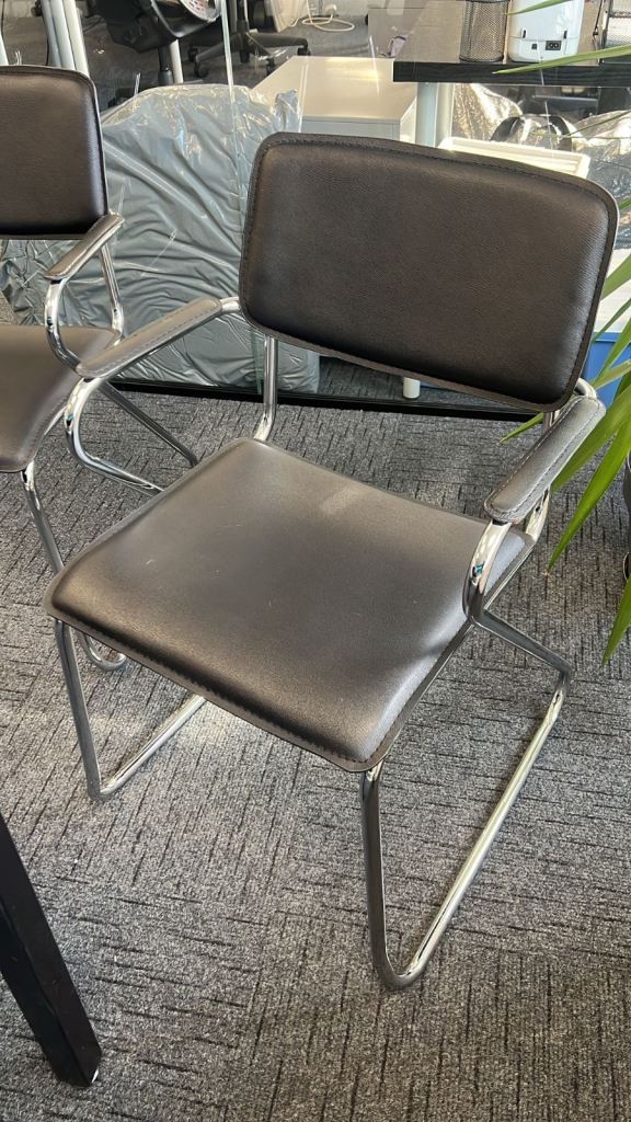 Office/meeting room/waiting room chair 10 for sale £10 each 