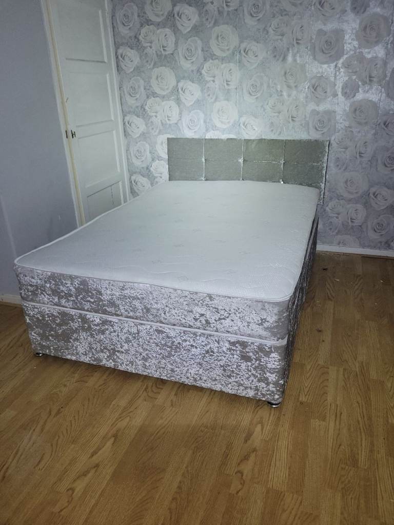 Double bed crushed velvet silver VVGC