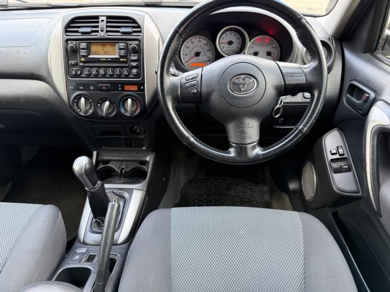 2006 Toyota RAV4 2.0 XT3 3dr ESTATE PETROL Manual
