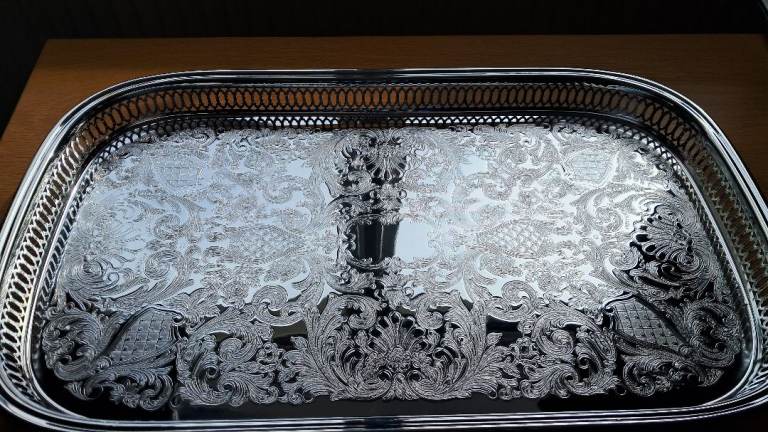 ONEIDA USA Silver Tray