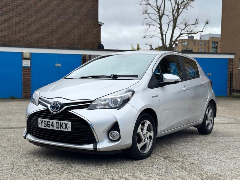 2014 Toyota Yaris 1.5 Hybrid Icon 5dr CVT HATCHBACK Petrol/Electric Hybrid Automatic