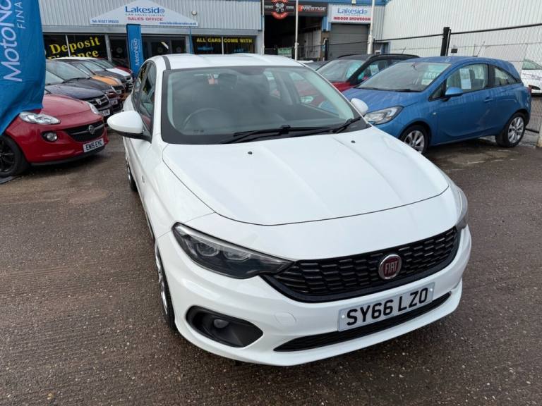 2016 Fiat Tipo 1.6 MultiJetII Easy Plus Hatchback 5dr Diesel Manual Euro 6 (s/s) (120 ps) Hatchba...